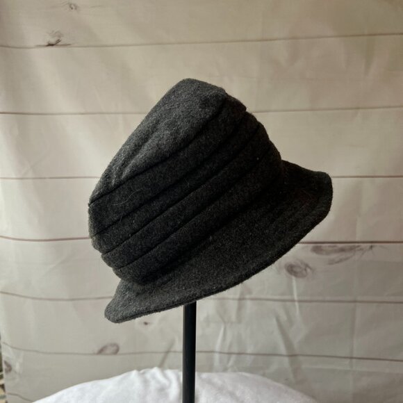 Charter Club gray wool hat - Picture 1 of 5